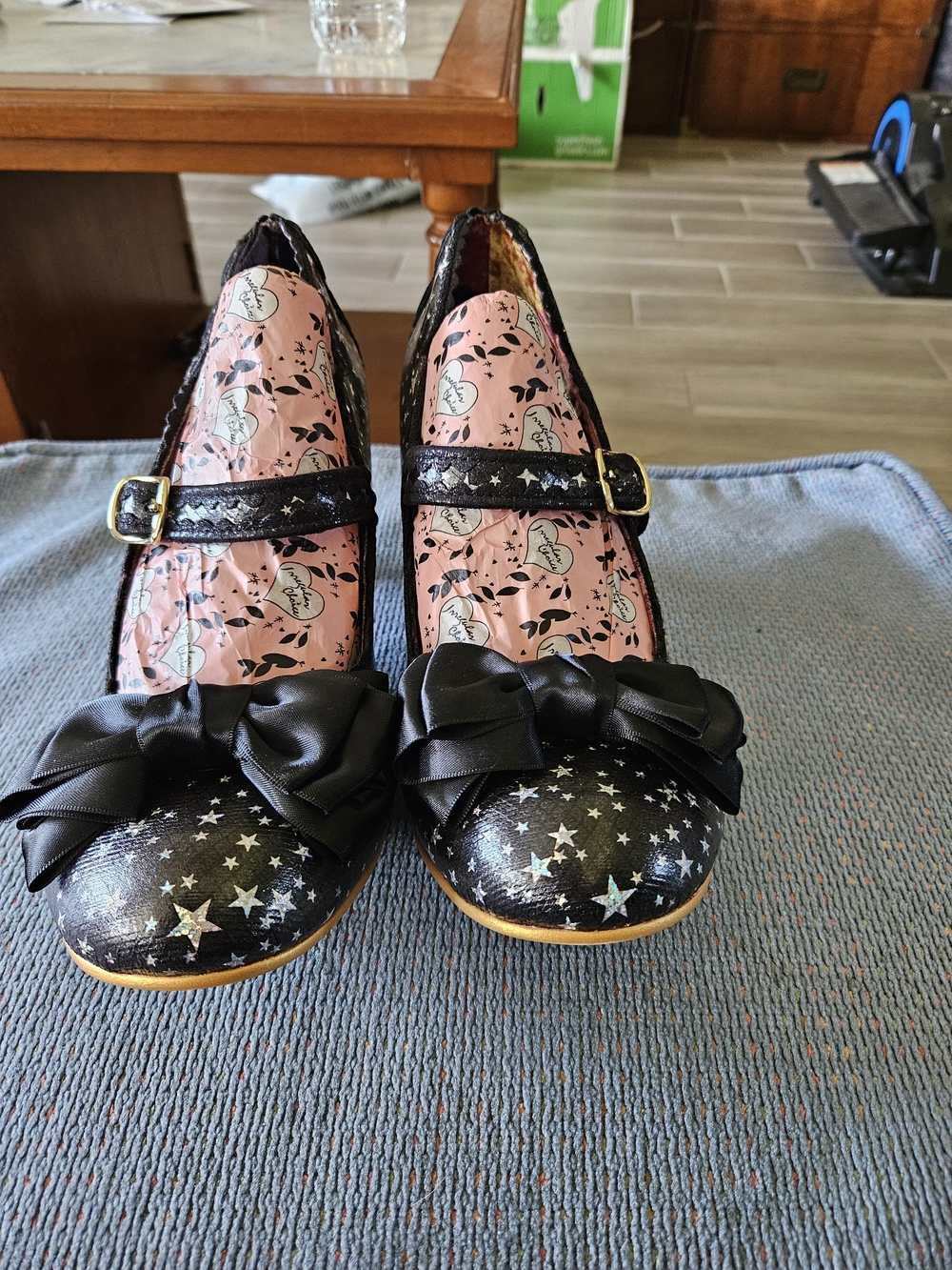 Irregular Choice Summer Breeze Black With Stars Irridescent 41 Nwt 10